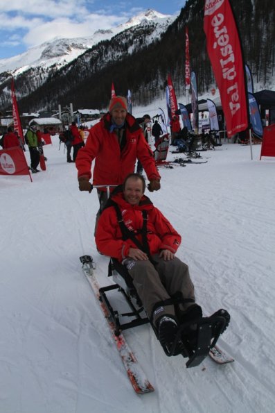 39-essai-tandems-et-tout-types-de-ski-assis-_CLM2009